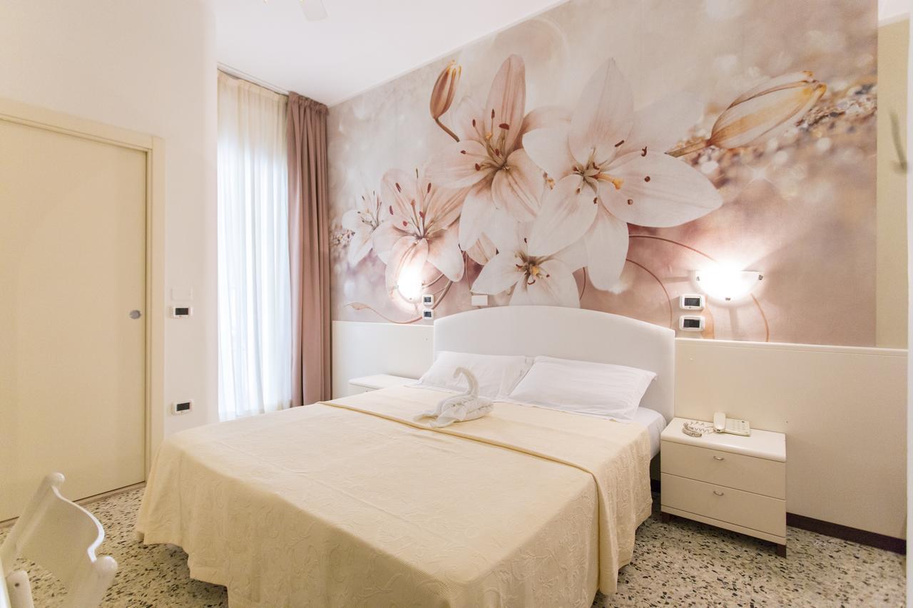 Sirena Boutique Hotel ガビッチェ・マーレ エクステリア 写真
