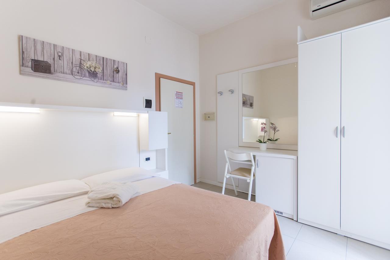 Sirena Boutique Hotel ガビッチェ・マーレ エクステリア 写真